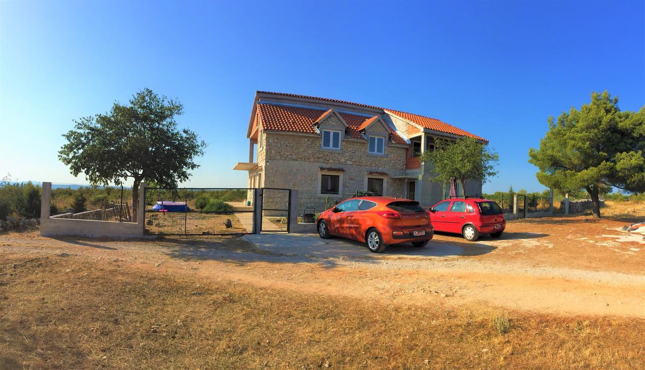 Apartments Village 로조박 외부 사진